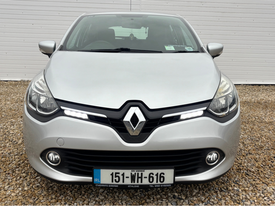 2015 Renault Clio - image 5