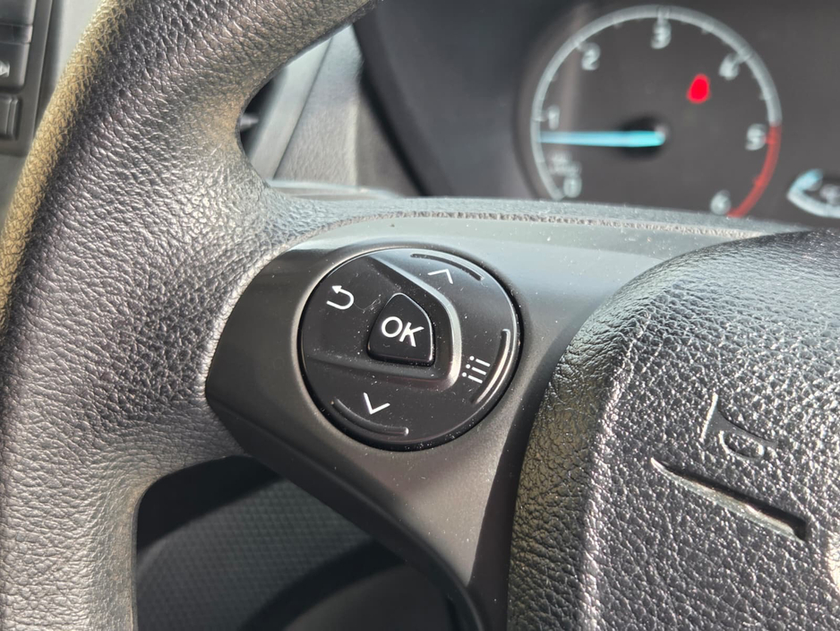 2021 Ford Transit Connect - image 18