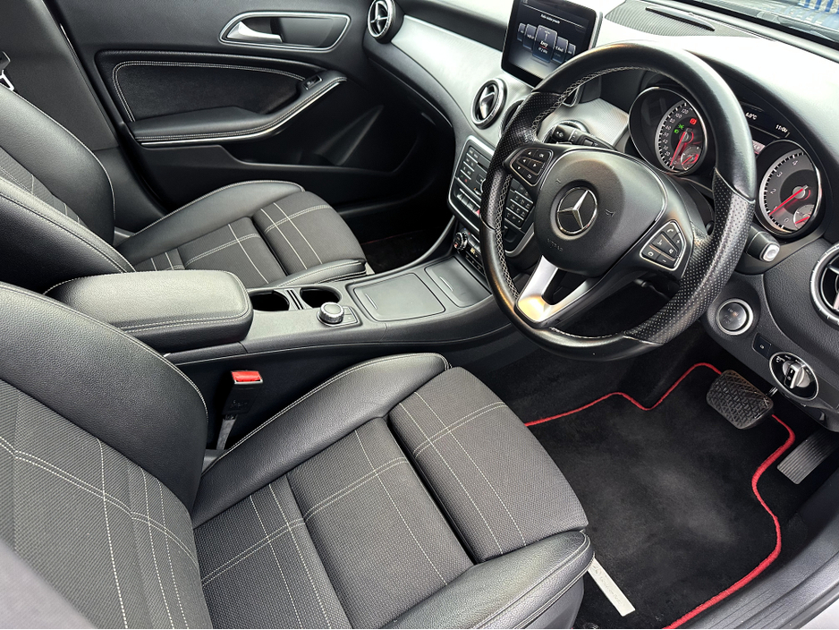 2016 Mercedes-Benz CL Class 180 DBA-117942 5DR AUTO €17,950