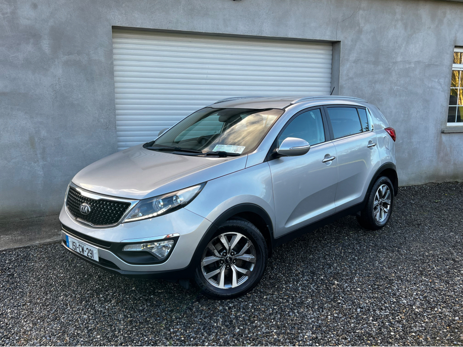 2015 Kia Sportage 1.7 EXL 4DR - LOW KM'S €8,995