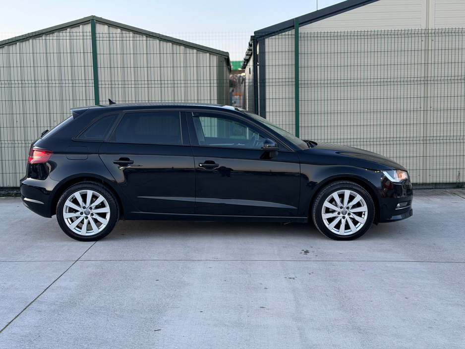 2015 Audi A3 - image 3