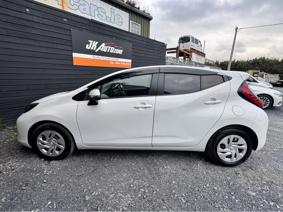 2021 Toyota Aqua - image 8