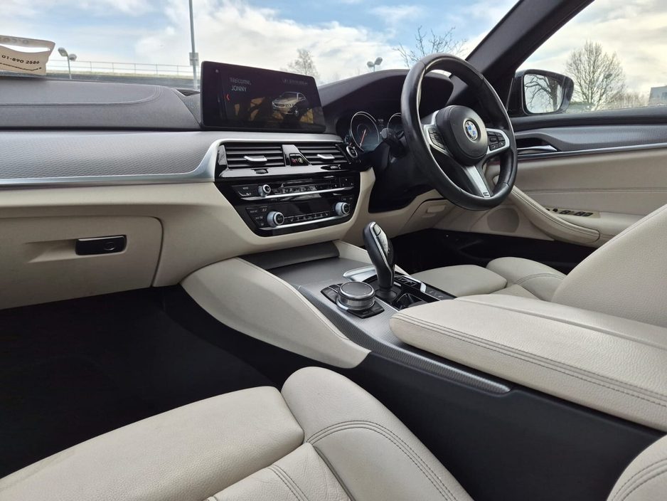 2018 BMW 5 Series 530e M Sport Auto €19,999