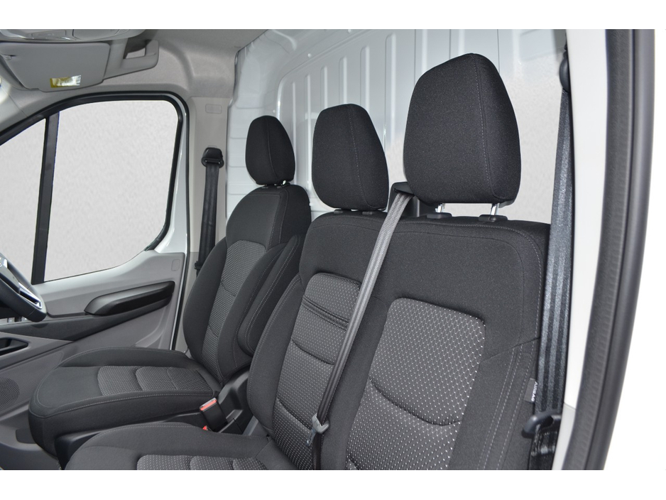 2026 Maxus Deliver 9 - image 13