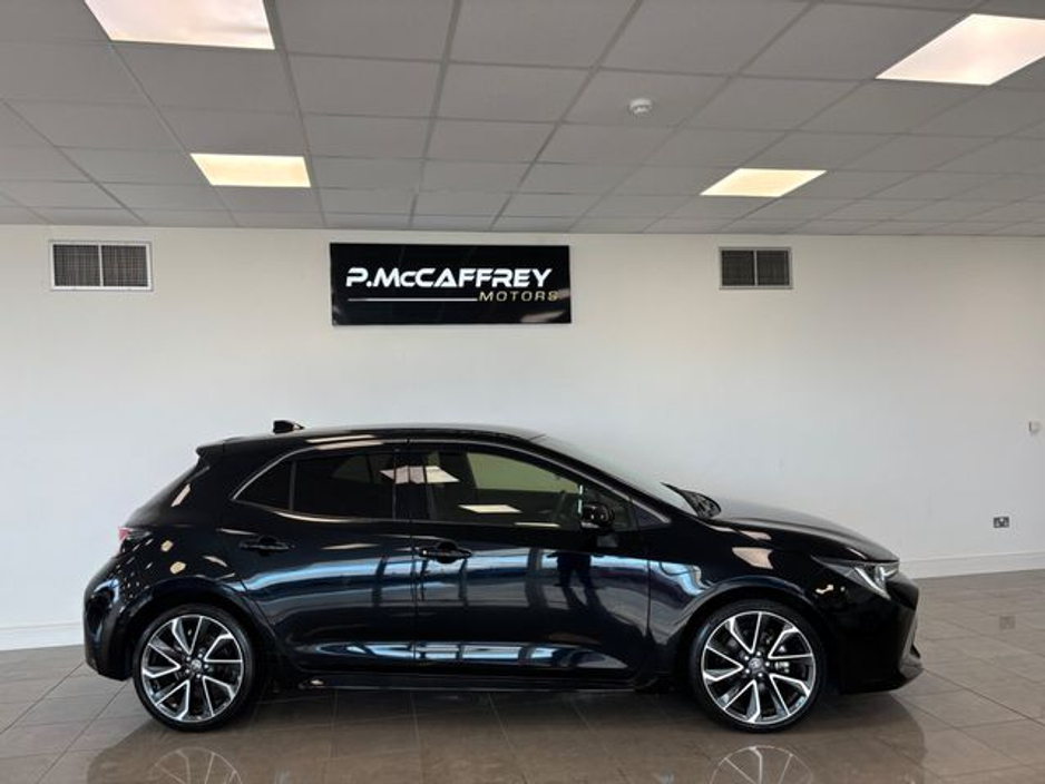 2022 Toyota Corolla 1.8 Hybrid Luna Sport Hatchback €23,850