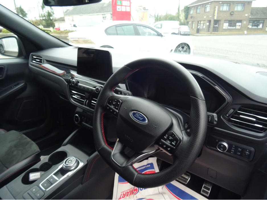 2023 Ford Kuga - image 21