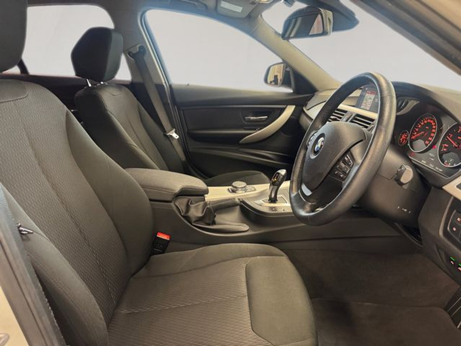 2018 BMW 3 Series 320d EfficientDynamics Plus Auto €19,950