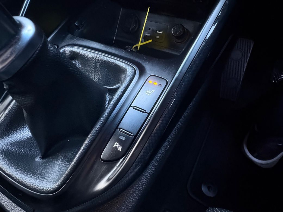 2016 Kia Carens Platinum 1.7D 7 SEATER €11,900