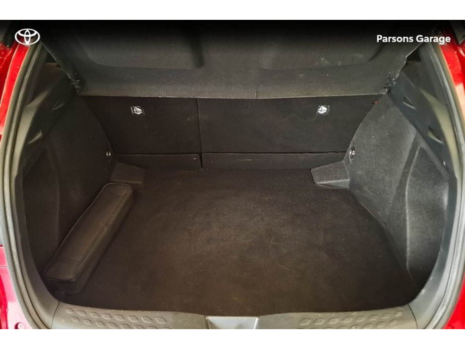 2020 Toyota C-HR C-HR 1.8 HYBRID SPORT €21,995