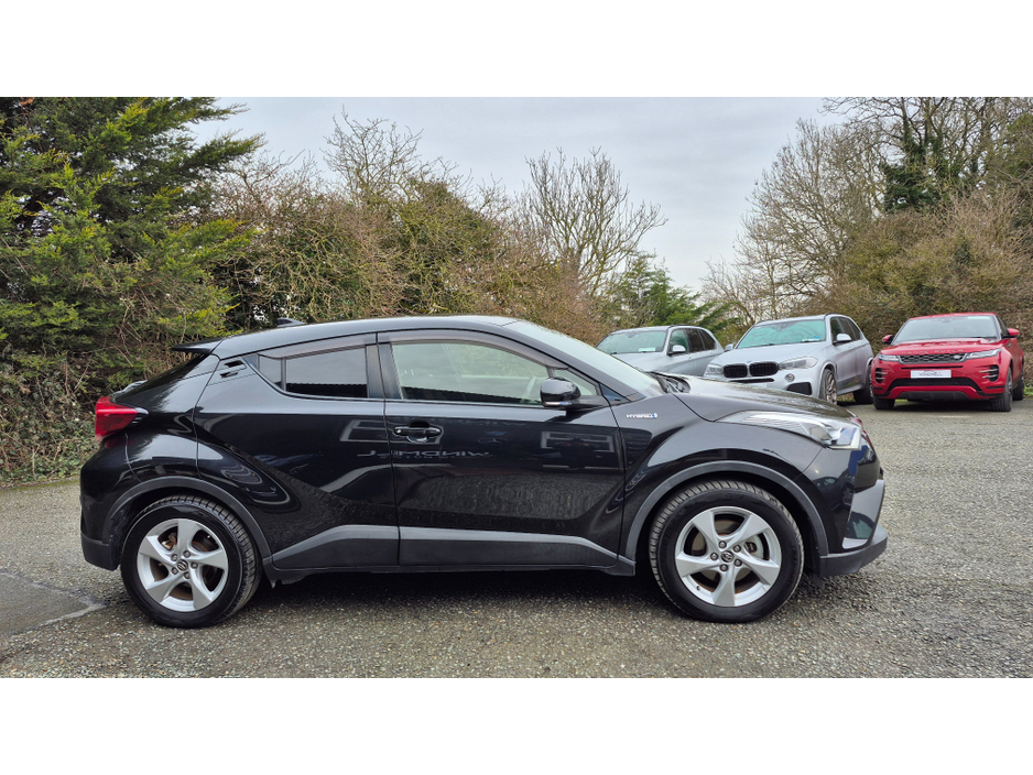 2019 Toyota C-HR 1.8 HYBRID LOW MILEAGE €19,950