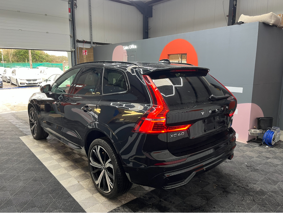 2023 Volvo XC60 €46950! 2023 VOLVO XC60 RECHARGE ULTIMATE T6 AWD PLUG 2.0 AUTOMATIC / CRUISE CONTROL /  ELECTRIC MEMORY & HEATED SEATS / 360° PARKING CAMERA / PANORAMIC SUNROOF / APPLE CARPLAY €46,950