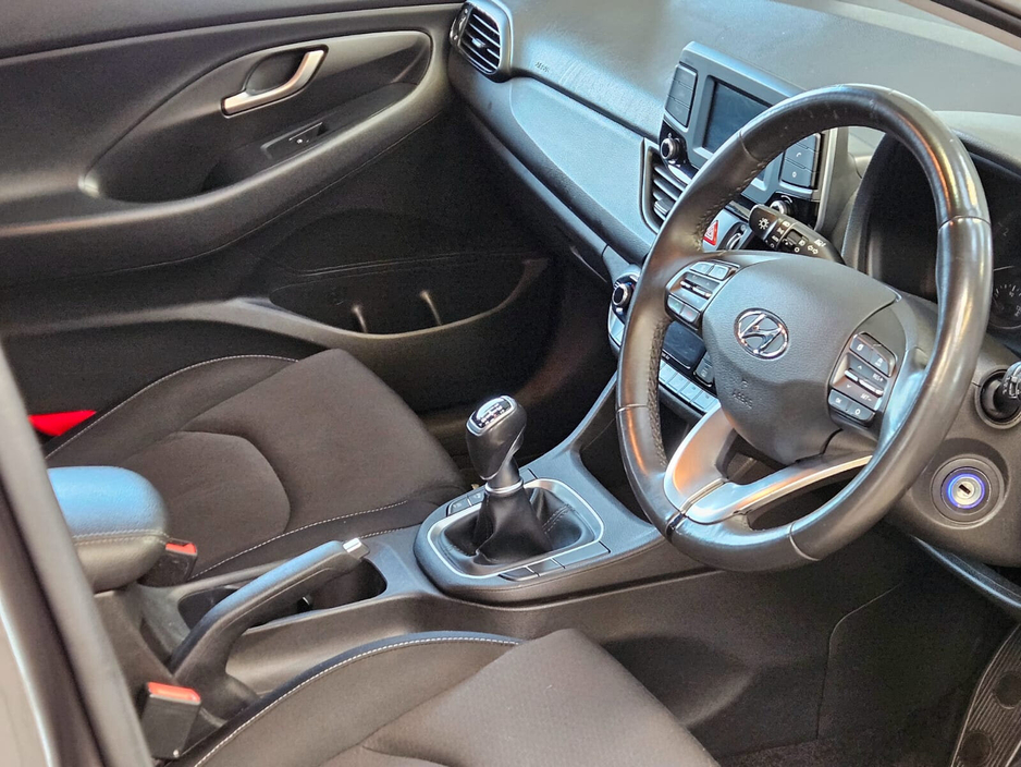 2017 Hyundai i30 1.0 T-GDI Deluxe Launch Edition €13,950