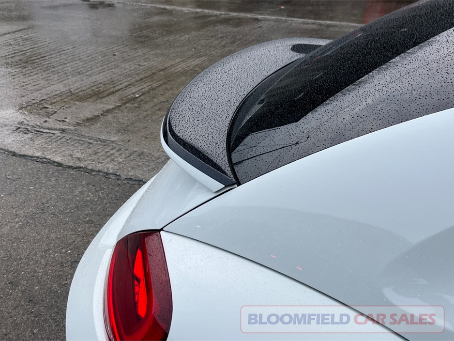 2019 Volkswagen Beetle - image 31