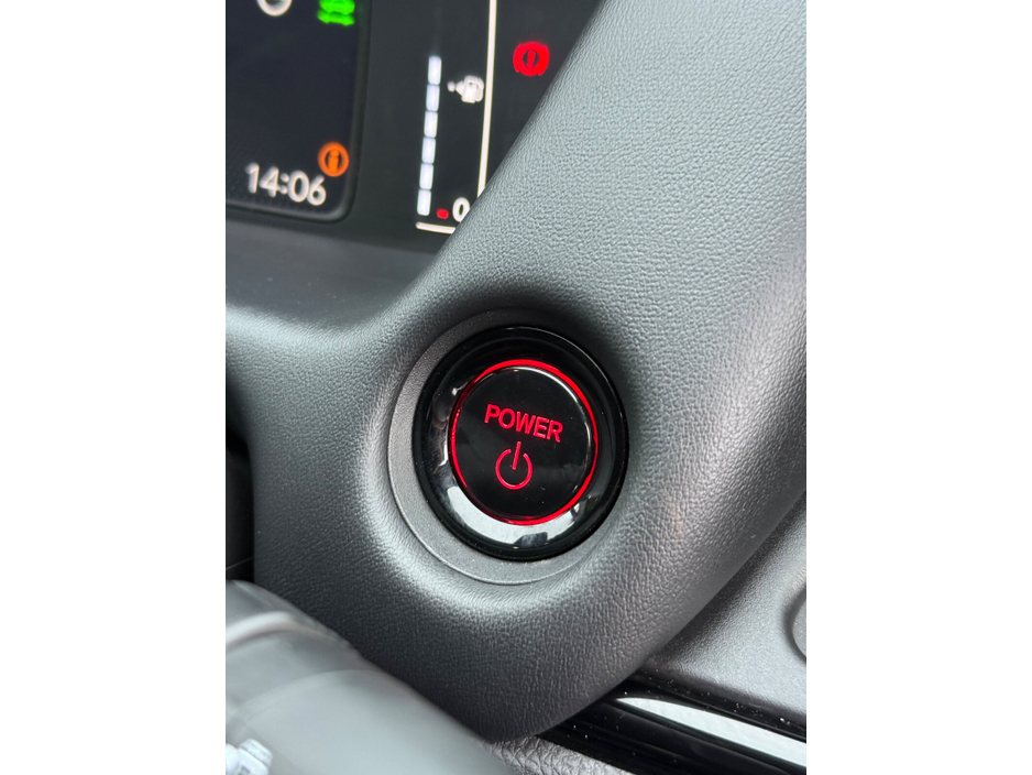 2025 Honda Jazz - image 23