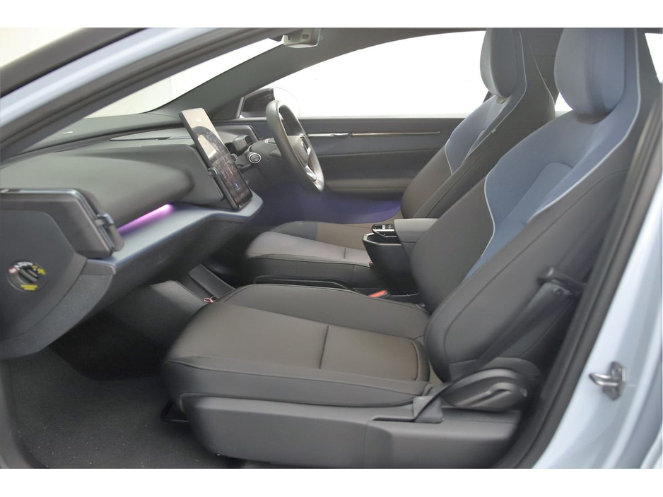 2024 Volvo EX30 SINGLE MOTOR EXTENDED RANGE 69KWH RWD 272BHP €34,890