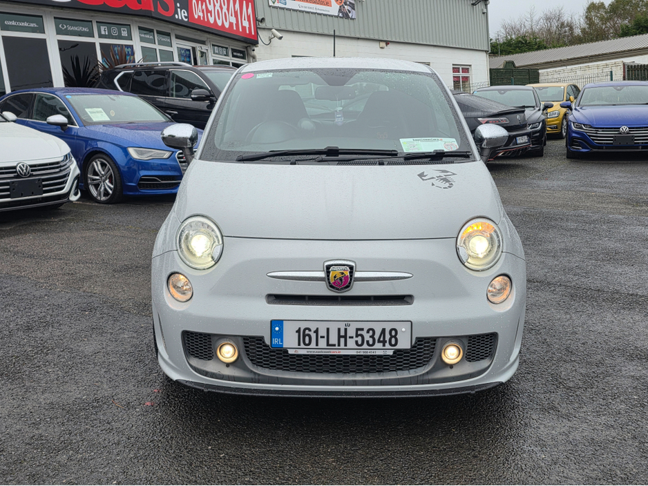 2016 Abarth 595 - image 2