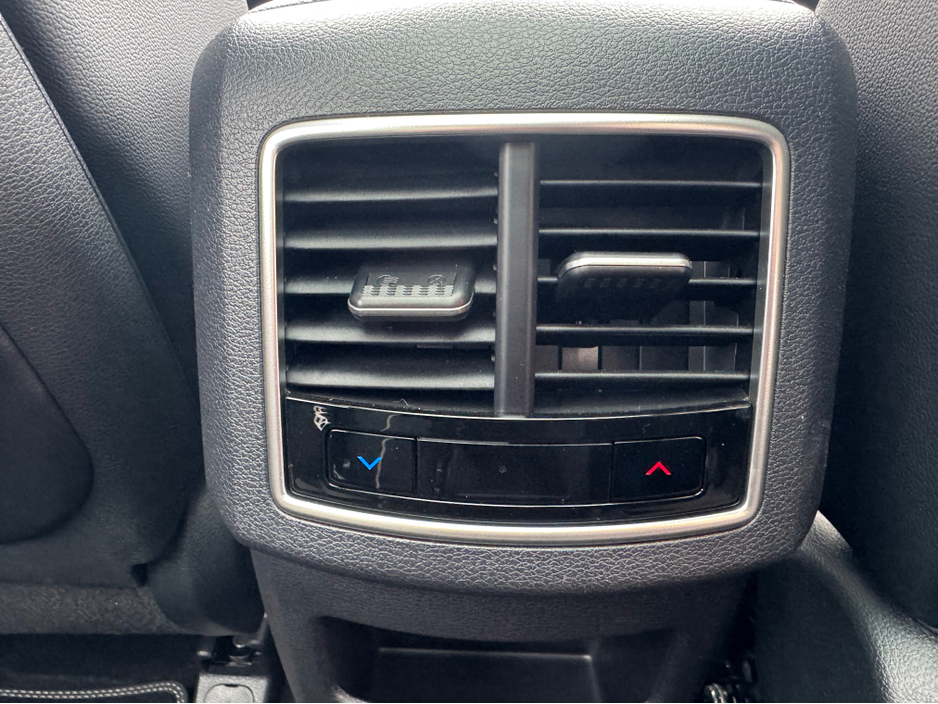 2026 Kia Sportage - image 17