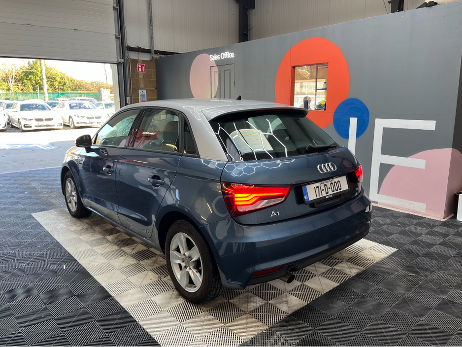 2017 Audi A1 - image 4