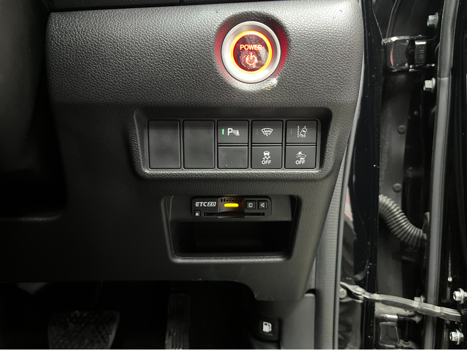 2018 Honda CR-V - image 13