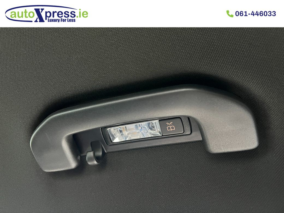 2018 Mercedes-Benz C Class - image 32