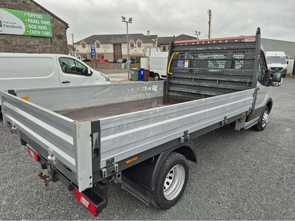 2022 Ford Transit - image 8