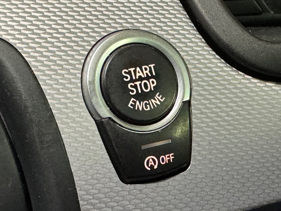 2012 BMW 5 Series - image 29