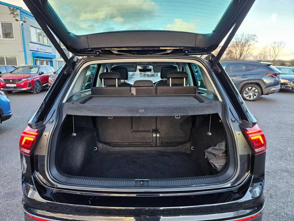 2021 Volkswagen Tiguan Elegance 2.0tdi D7F 150HP 5DR Auto €33,990