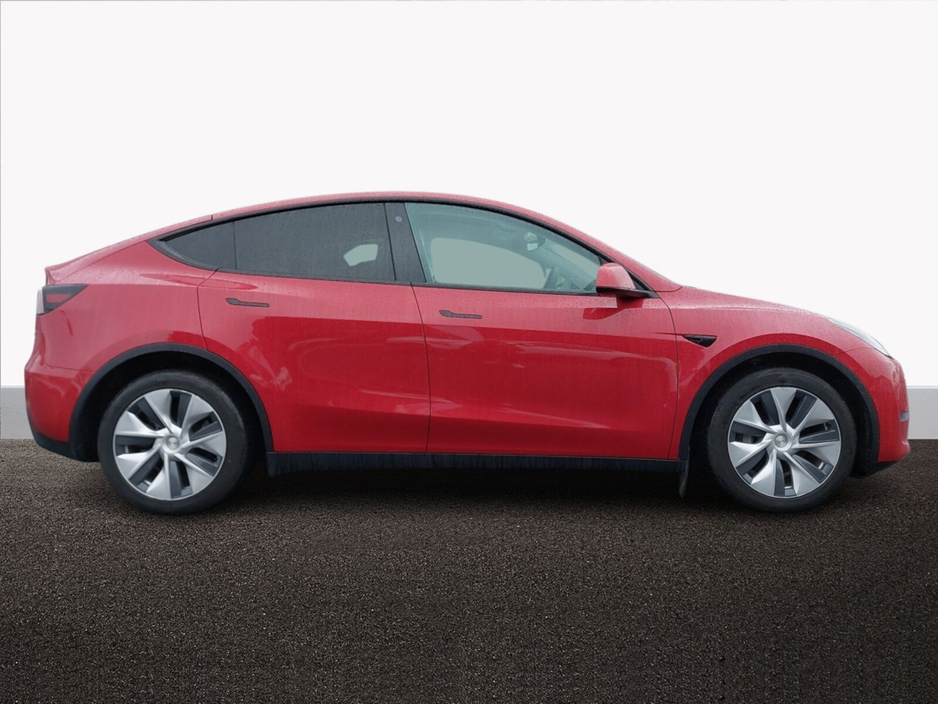2022 Tesla Model Y Long-Range Dual Motor AWD €31,950