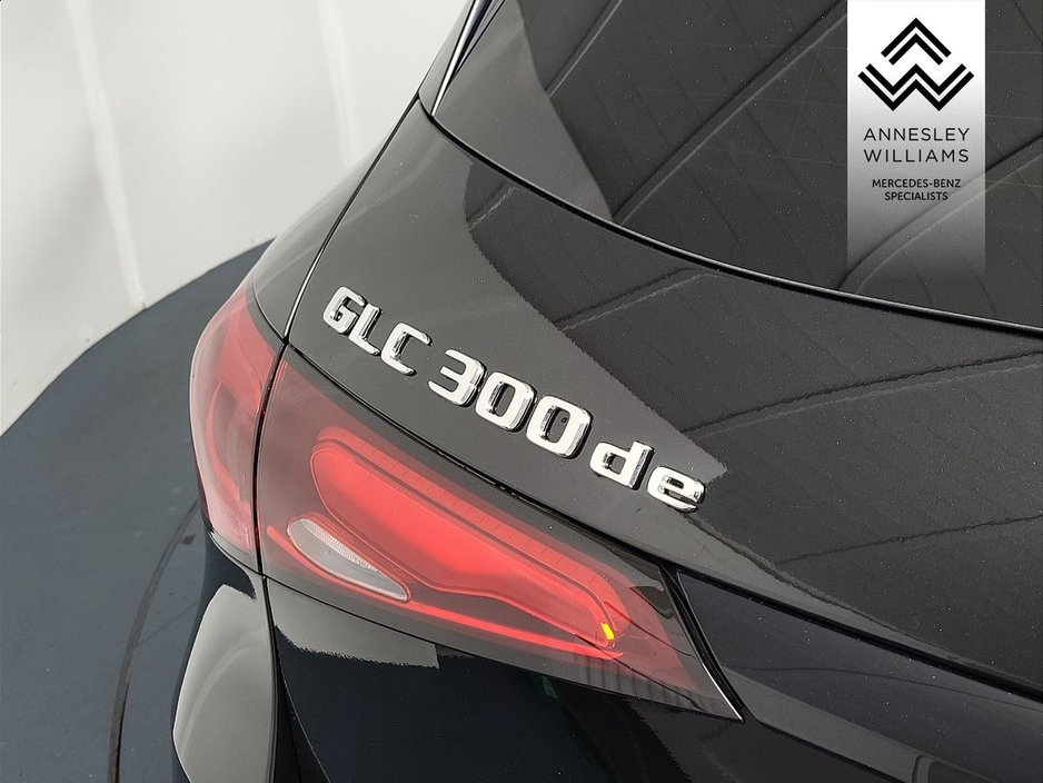 2026 Mercedes-Benz GLC Class - image 10