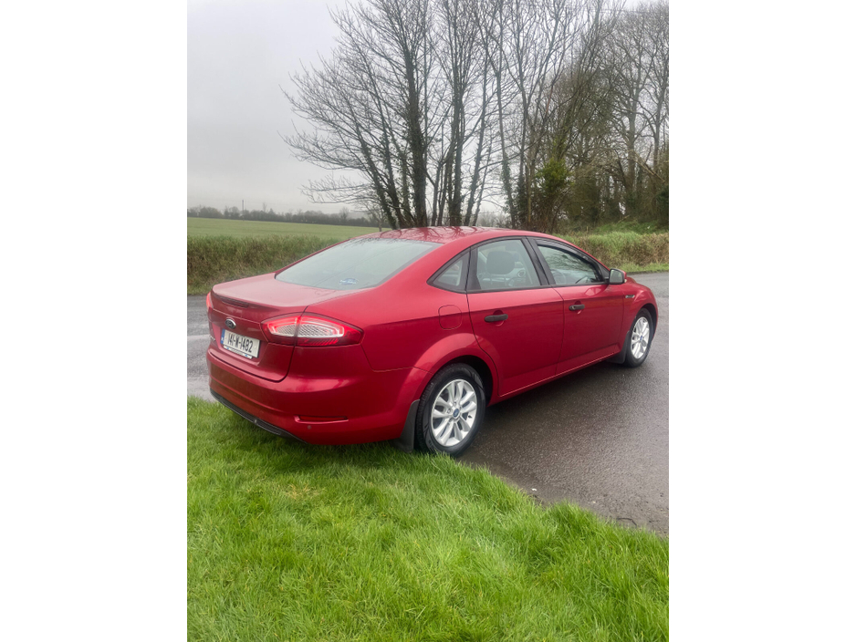 2014 Ford Mondeo - image 3