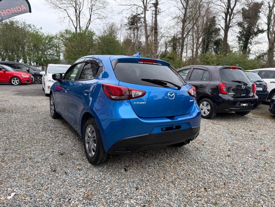2017 Mazda Demio - image 3