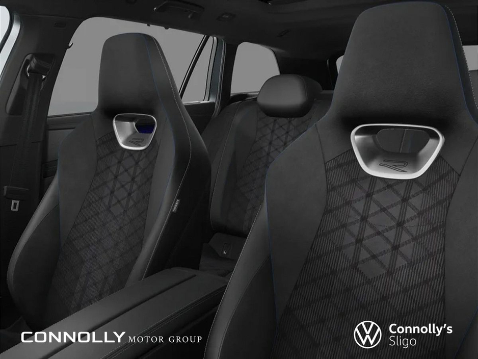 2026 Volkswagen Passat - image 5