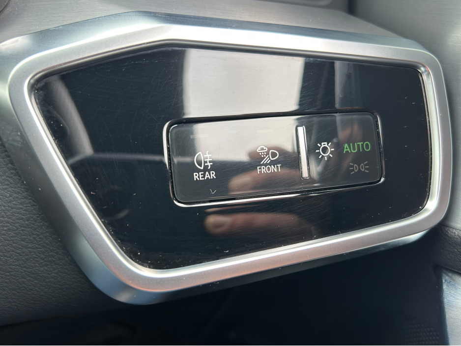 2021 Audi A7 - image 11