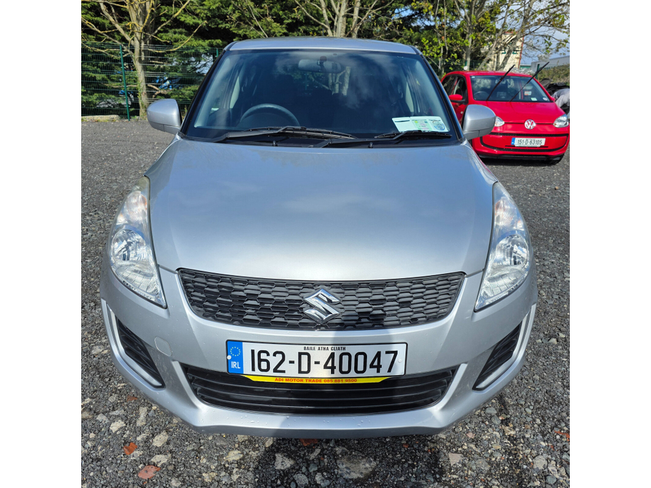 2016 Suzuki Swift - image 3