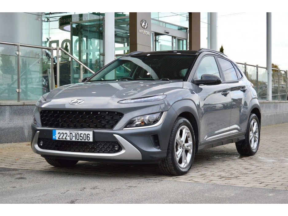 2022 Hyundai Kona - image 3