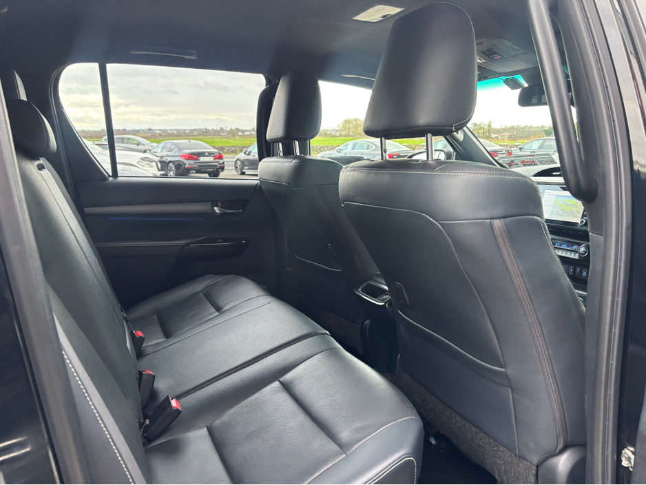 2023 Toyota Hilux INVINCIB X D-4D 4WD INVINCIBLE DCB €44,900