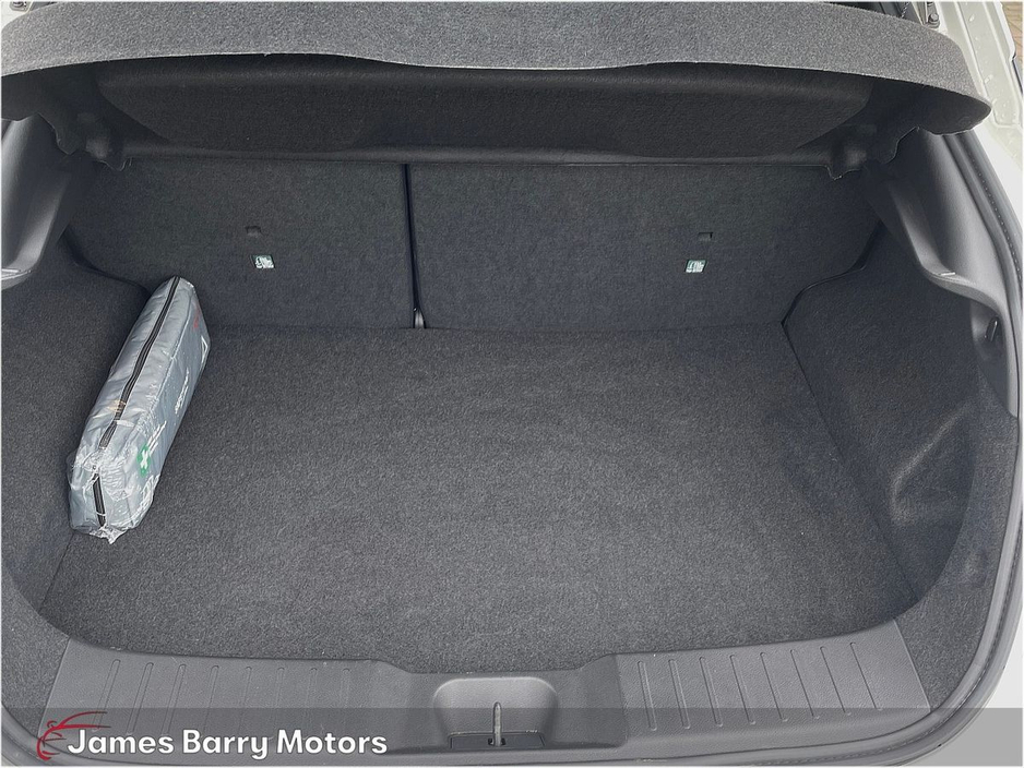 2024 Nissan Juke - image 19