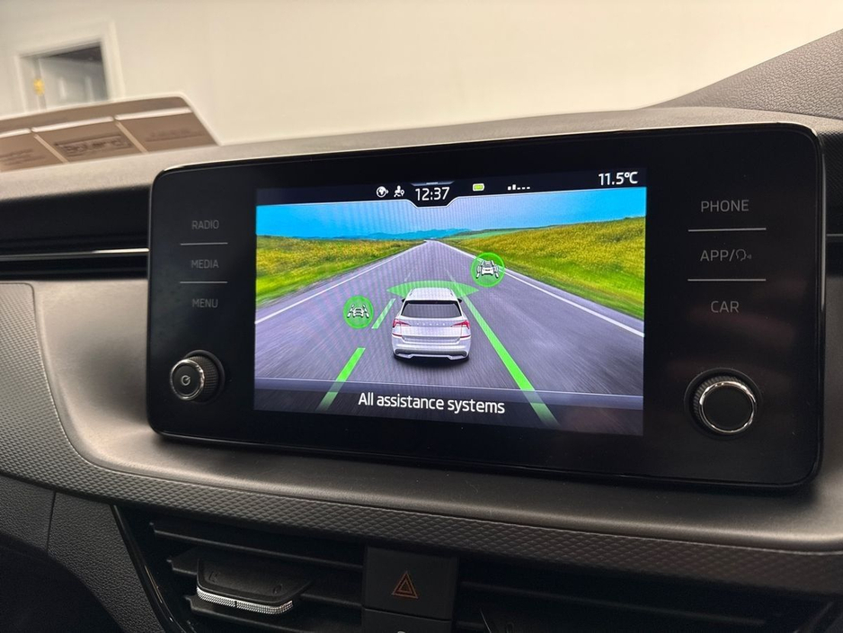 2023 Skoda Kamiq - image 19