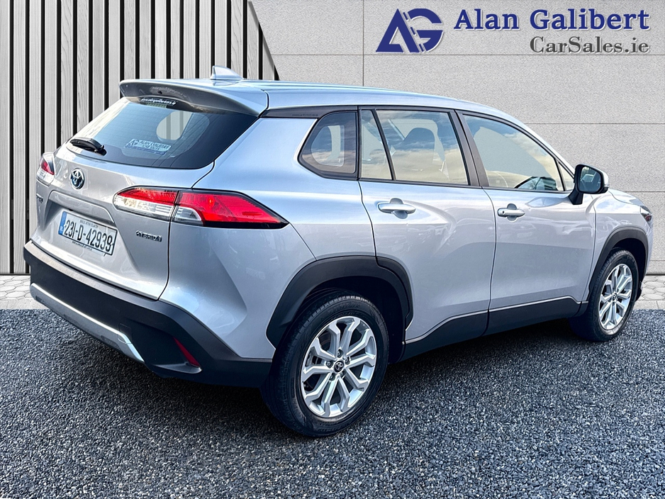 2023 Toyota Corolla Cross 1.8 Petrol HYBRID LUNA €138 PW €28,995