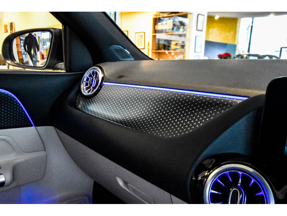 2025 Mercedes-Benz GLA Class - image 23