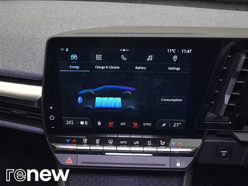 2024 Renault Megane E-Tech - image 21