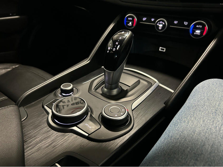 2017 Alfa Romeo Giulia 2.2JTD 180HP SUPER LUXURY 4DR AUTO €16,900