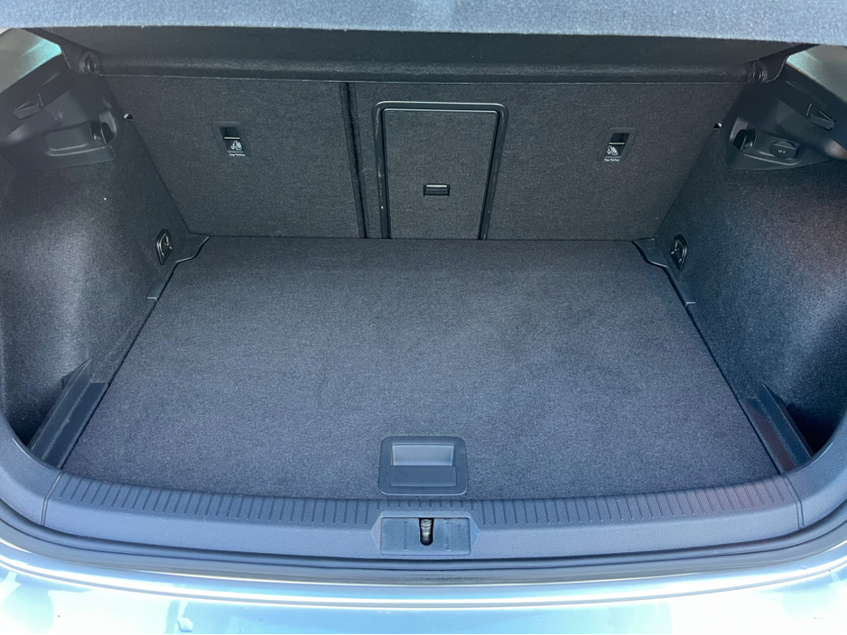 2019 Volkswagen Golf - image 14