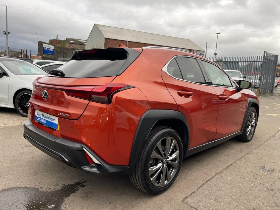 2022 Lexus UX 250 H 2.0 250h F Sport Design SUV 5dr Petrol Hybrid E-CVT Euro 6 (s/s) (184 ps)