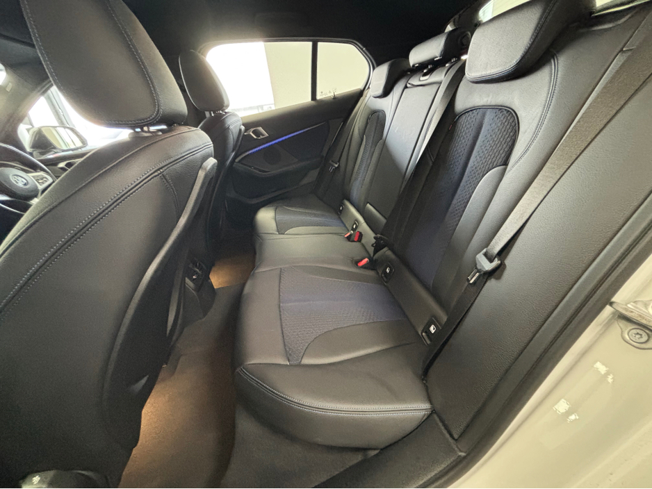 2019 BMW 1 Series - image 11