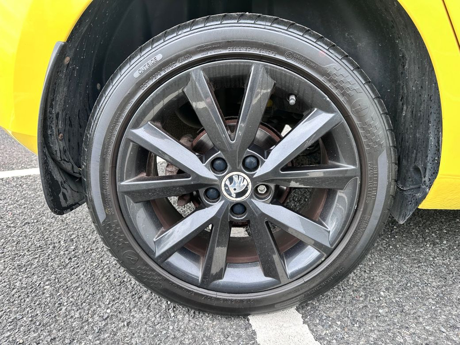 2016 Skoda Fabia - image 33