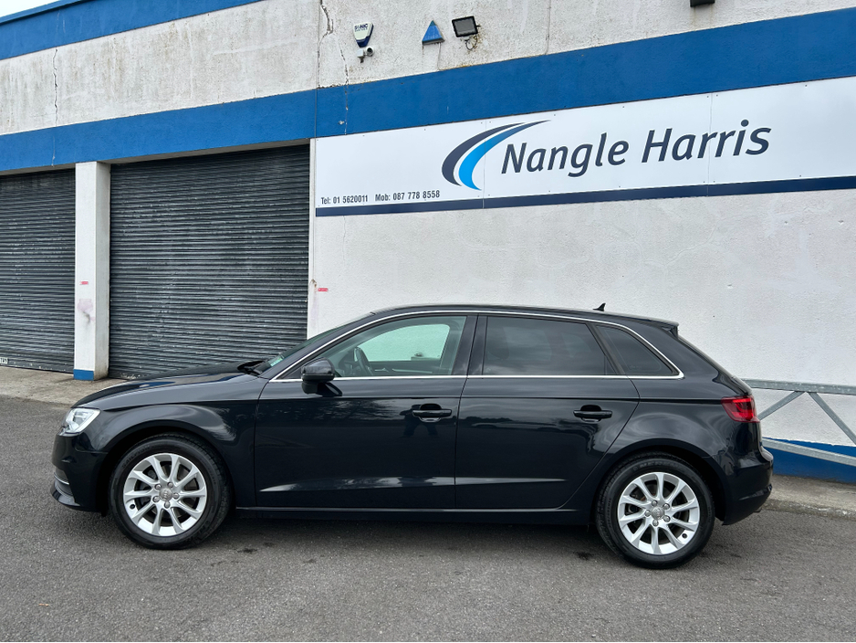 2014 Audi A3 - image 2