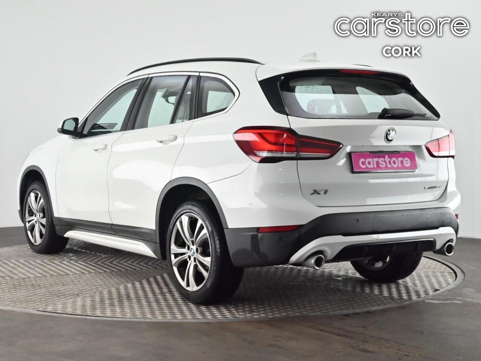 2020 BMW X1 - image 3