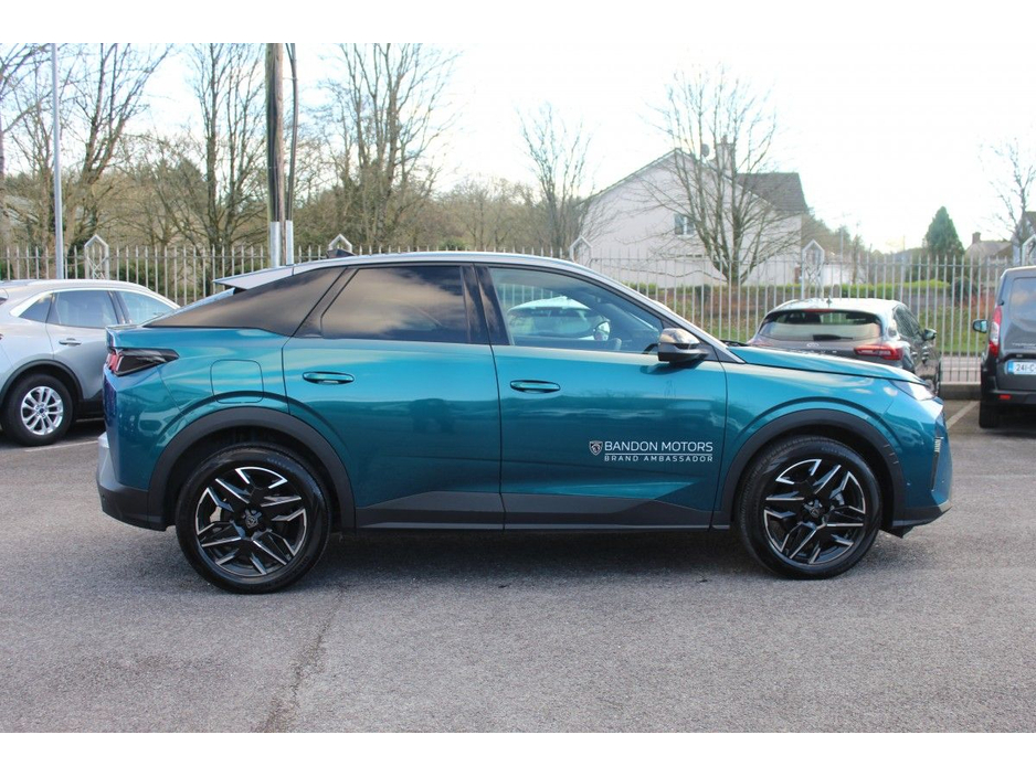2025 Peugeot 3008 1.2 MHEV 145bhp eDCS6 Allure €41,950