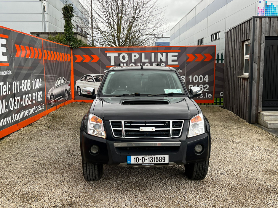 2010 Isuzu Rodeo - image 4